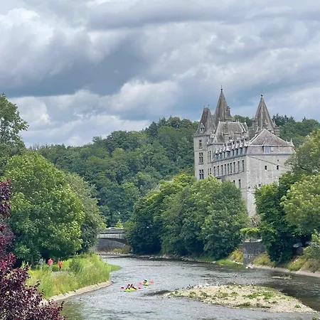 Madam Padam In 杜柏