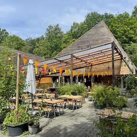 شاليه Madam Padam In