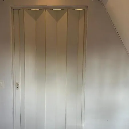 Madam Padam In 木屋 杜柏