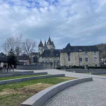 木屋 Madam Padam In 杜柏