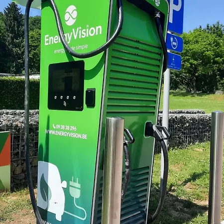 Madam Padam In شاليه